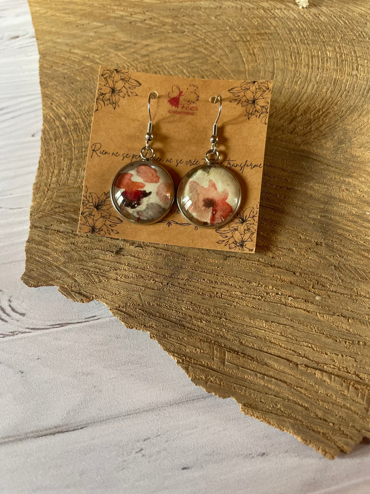 Boucles d'oreilles chute de tissus