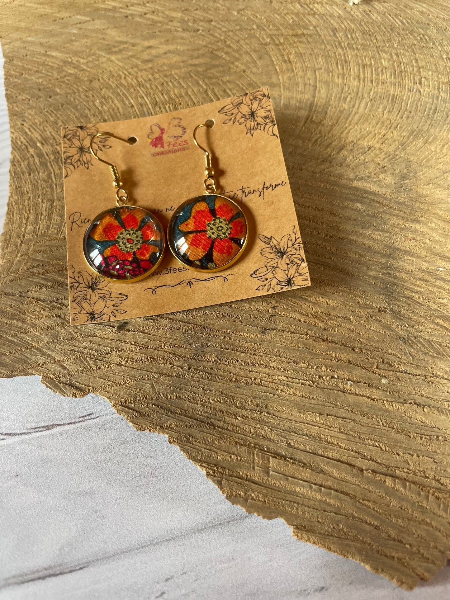 Boucles d'oreilles chute de tissus